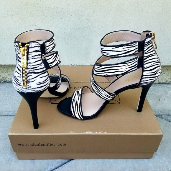 Sexy Zebra Print Nicole Miller Strappy Sandals - Picture 4 of 8